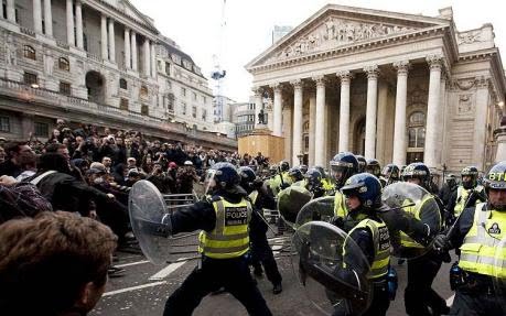 [g20-riot-police.jpg]