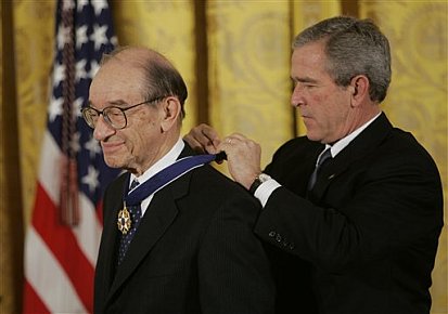 [Bush+gives+medal+to+Greenspan.jpeg]